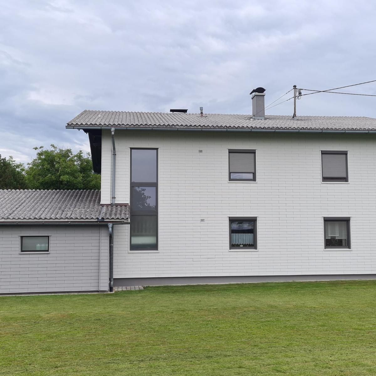 Dach-Sanierung mit Prefa-Dachplatten