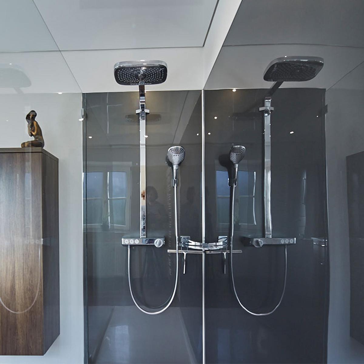 Badmodernisierung unter dem Motto: "Wanne Raus, Dusche Rein" Badmodernisierung unter dem Motto: "Wanne Raus, Dusche Rein"